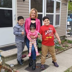 Meet your Posher, Janeth